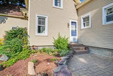 30 Ross Rd Saco ME 04072 USA-large-006-0