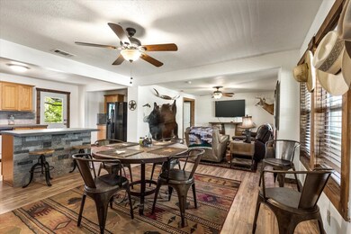 1801 Meander Rd, Granbury, TX 76049 - photo 5