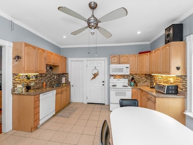 10 Edith Ave unit 1, Everett, MA 02149 - photo 4