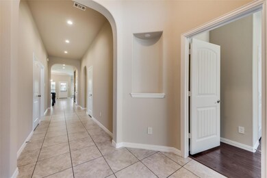 3917 Crosstrees Dr, Lake Dallas, TX 75065 - photo 4