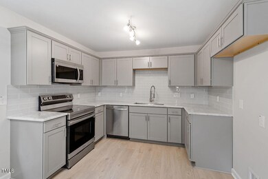 1213 Freeman Dr_22