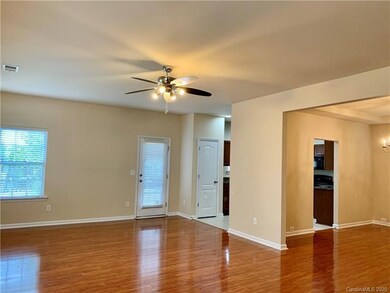 1072 Mountain Laurel Ct, Matthews, NC 28104 - photo 7