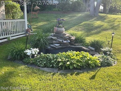 369 Muskoka, Commerce Township, MI 48382 - photo 3