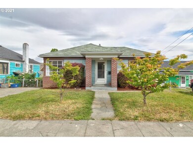 1411 E 9th St, the Dalles, OR 97058 - photo 3