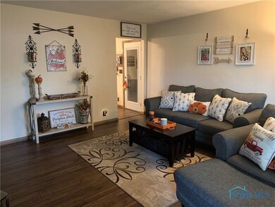 723 Milton St, Findlay, OH 45840 - photo 6