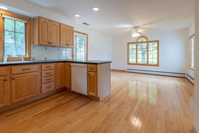 67 Meadow Ln, West Rutland, VT 05777 - photo 2