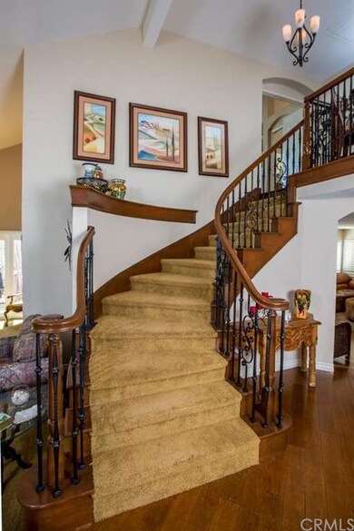 26731 Brandon, Mission Viejo _ Dramatic Curved Sta