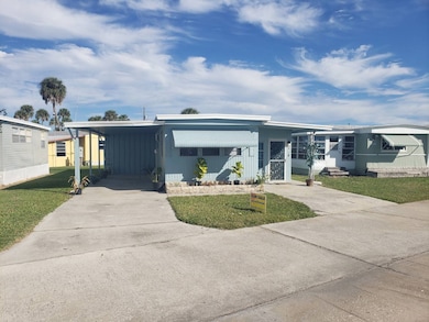 2917 Hibiscus Run Ln, Ruskin, FL 33570 - photo 2