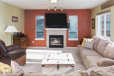 Living Room_DMD_3982-SMALL
