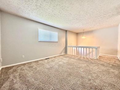 4927 Godown Rd, Columbus, OH 43220 - photo 2