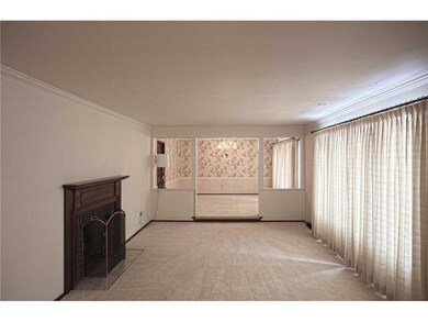 Living Room. Functional Dining And Living Room Arr