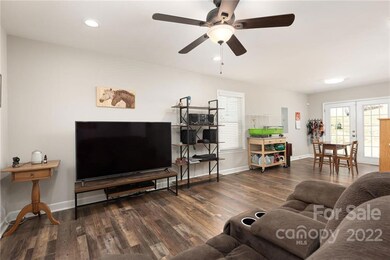 3812 Branding Iron Dr, Gastonia, NC 28052 - photo 3