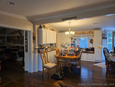 72 W Hilltop Rd, McAlester, OK 74501 - photo 6