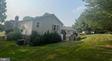 488 Quaint Swan Dale Dr, Martinsburg, WV 25404 - photo 3