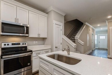 12_175NSandPalmRd_2022_FlexMLS800x600_80