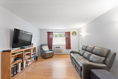 74 Beach St unit 6-2, Woburn, MA 01801 - photo 4