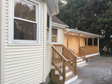 686 Commonwealth Ave, Warwick, RI 02886 - photo 2