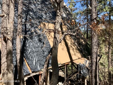 Cabin right side roof