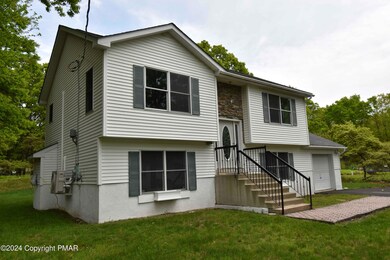 1158 Steele Cir, Bushkill, PA 18324 - photo 3