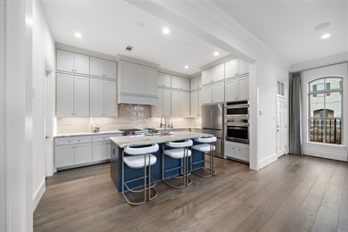 402 Egerton Crescent Dr, Houston, TX 77024 - photo 3