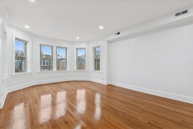 5412 N Kimball Ave unit 2, Chicago, IL 60625 - photo 3