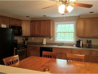 228 Reservoir St, Holden, MA 01520 - photo 5