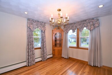 48 Ellis St, Woburn, MA 01801 - photo 7