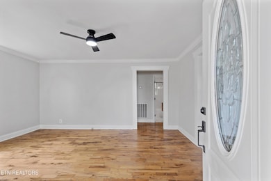 03-207 N Laurel Cir-003