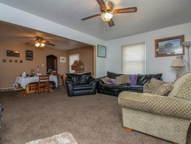 2641 Lyon St, Des Moines, IA 50317 - photo 2