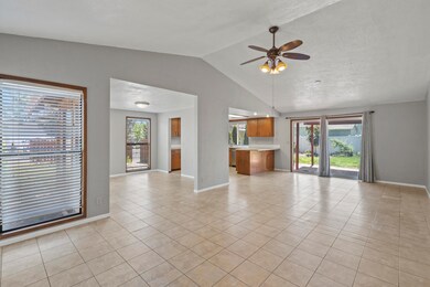 2061 Lenora Lane, Central Point - 5