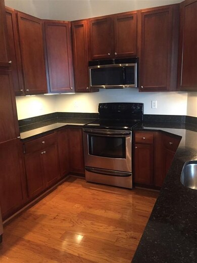 215 5th St SW, Charlottesville, VA 22903 - photo 5