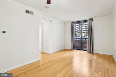 3835 9th St N unit 108W, Arlington, VA 22203 - photo 6