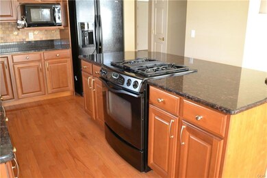 unlisted-address, Easton, PA 18040 - photo 4