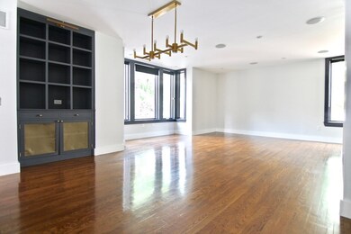54 Trowbridge St unit A, Cambridge, MA 02138 - photo 3