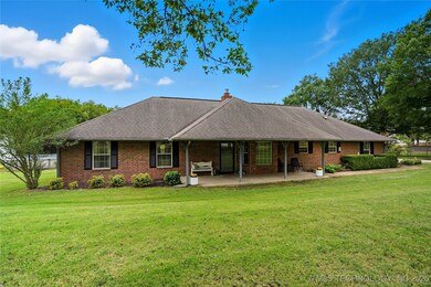 9060 E Prairie View Dr, Claremore, OK 74019 - photo 2