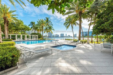 EAST SIDE  POOL HOT TUB