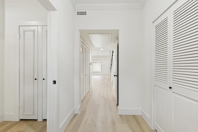 7506 W Northwest Hwy unit 9, Dallas, TX 75225 - photo 3