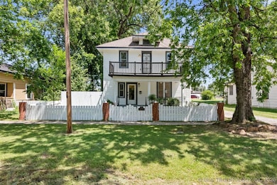 703 E Church St, Wagoner, OK 74467 - photo 3