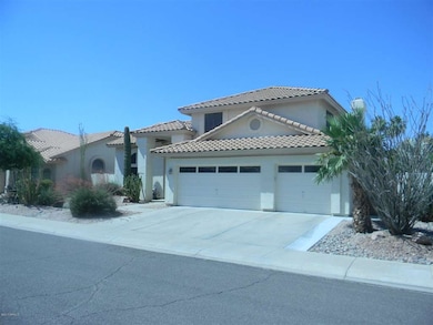 1026 W Iris Dr, Gilbert, AZ 85233 - photo 2