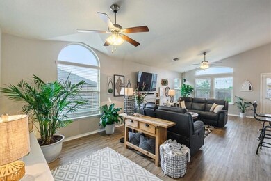 502 Kayla St, Troy, TX 76579 - photo 6