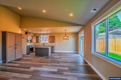 4955 Sooner Ln SE, Salem, OR 97317 - photo 4