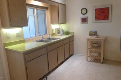 13682 N Newcastle Dr, Sun City, AZ 85351 - photo 6