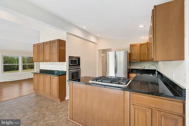 263 Norfolk Dr, Warrenton, VA 20186 - photo 4