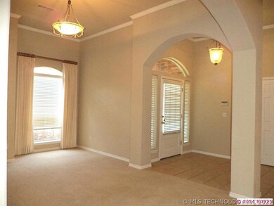 ENTRY OFF FORMAL LIVING