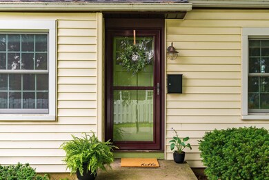 008_b_R 102 E Jeffery 0017