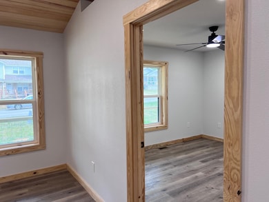 605 Frances Cove Rd, Mountain View, AR 72560 - photo 6