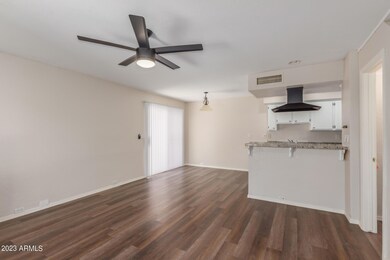 1125 E North Ln unit 2, Phoenix, AZ 85020 - photo 4
