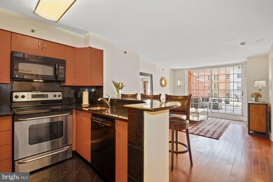 Metropolitan Condos unit 505, Washington, DC 20037 - photo 2