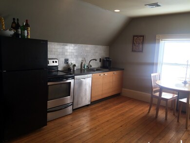 48 Oakridge St unit 3, Mattapan, MA 02126 - photo 2