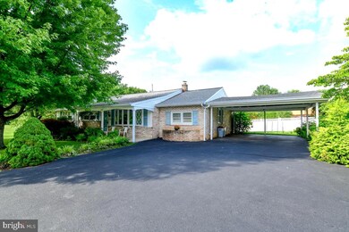 4001 Stoudts Ferry Bridge Rd, Reading, PA 19605 - photo 2
